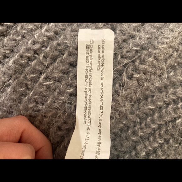 Over-Sized Heavy Cable Knit Lounge Cardigan - Picture 4 of 7